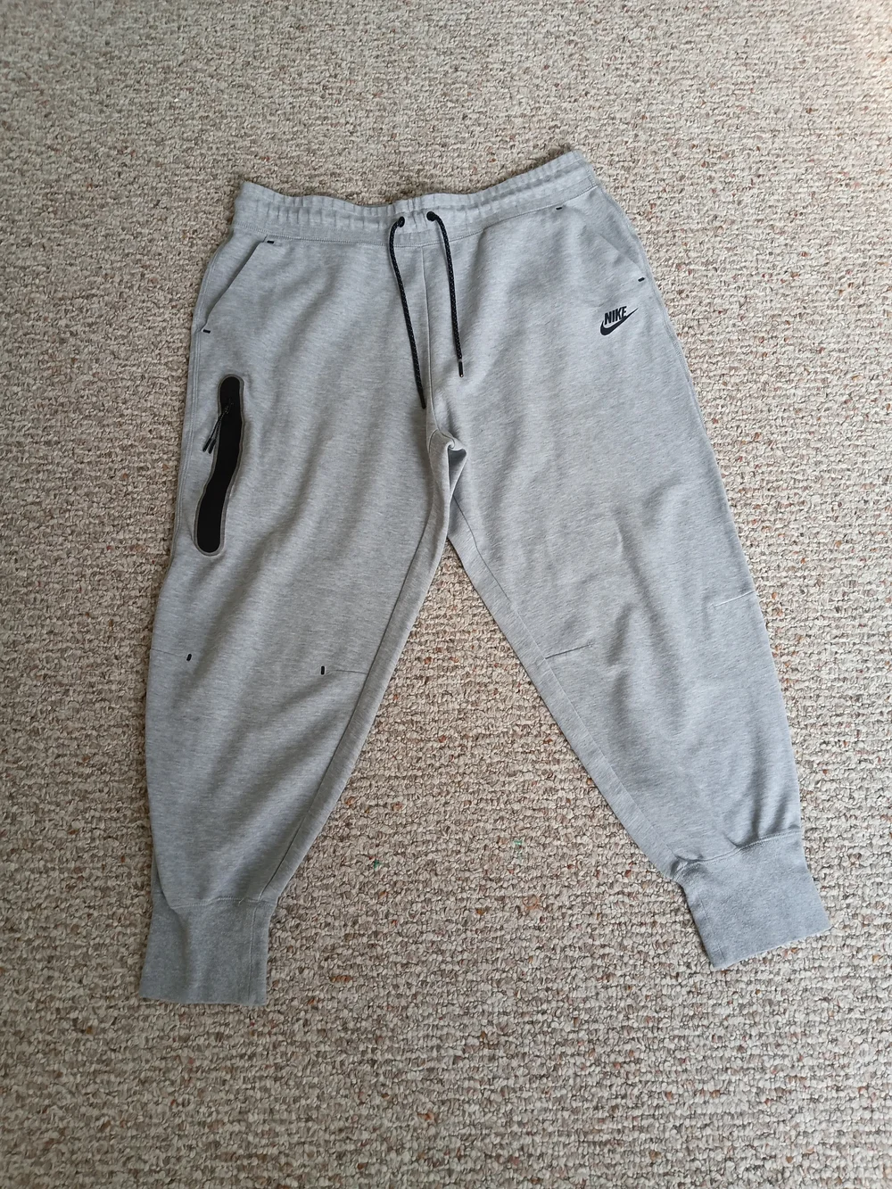 Nike Men's Sportswear Tech Gray Fleece Jogger Pants Size XL